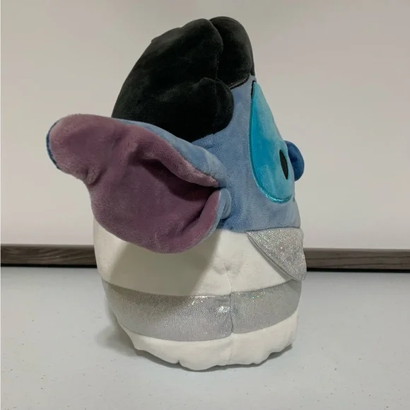 Disney Elvis Stitch 8” Squishmallow-NWT